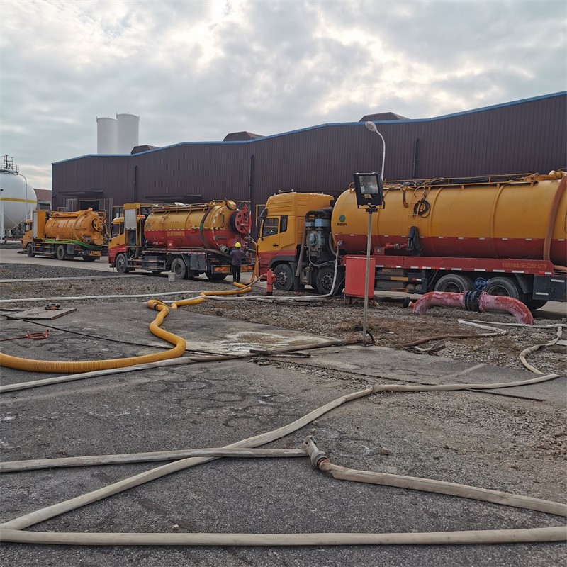 横栏污水池清理