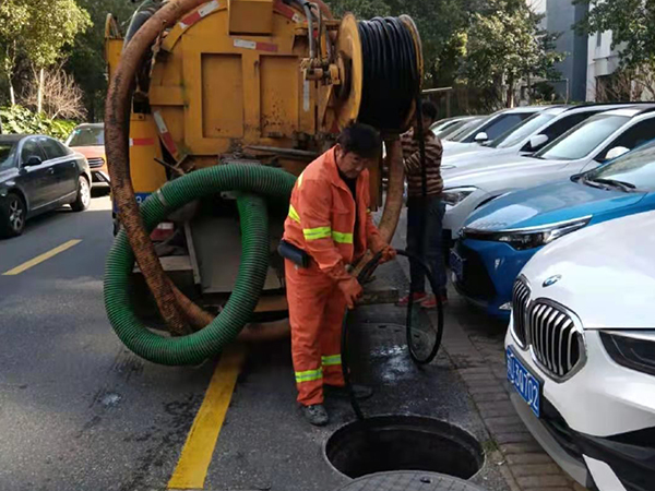 横栏排污管道清淤